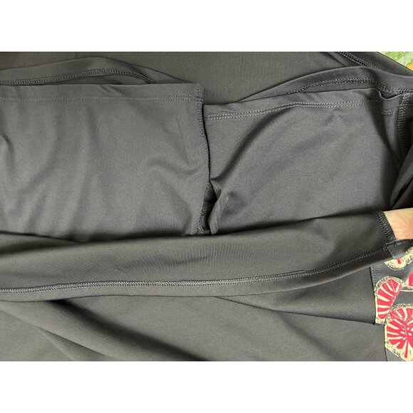 Tommy Bahama Golf Outfit-large - Picture 6 of 9